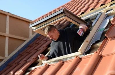 Pose de fenêtres de toit Velux aux Villettes